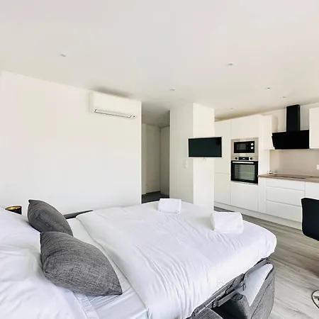 Appartement Le Royal Carnot Studio In Centre Cannes